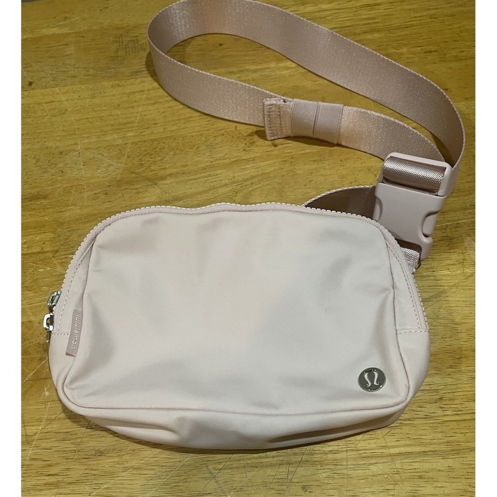 Lululemon Light Pink Belt Bag with Zipper and Adjustable Strap